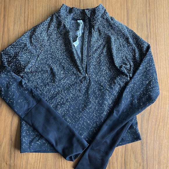 Lululemon Rest Less Cropped Half Zip Pullover - Picture 5 of 6